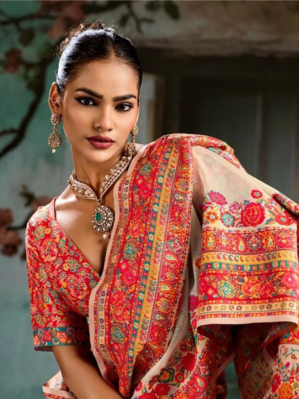 Off White Pashmina handloom weaving saree torso and blouse styling view