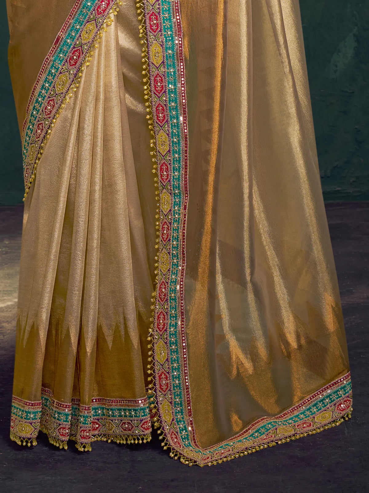 Gold Saree view 3