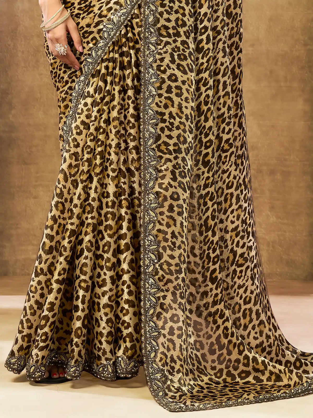 Brown Two Tone Satin Silk Sequin Embroidered Saree - View 5