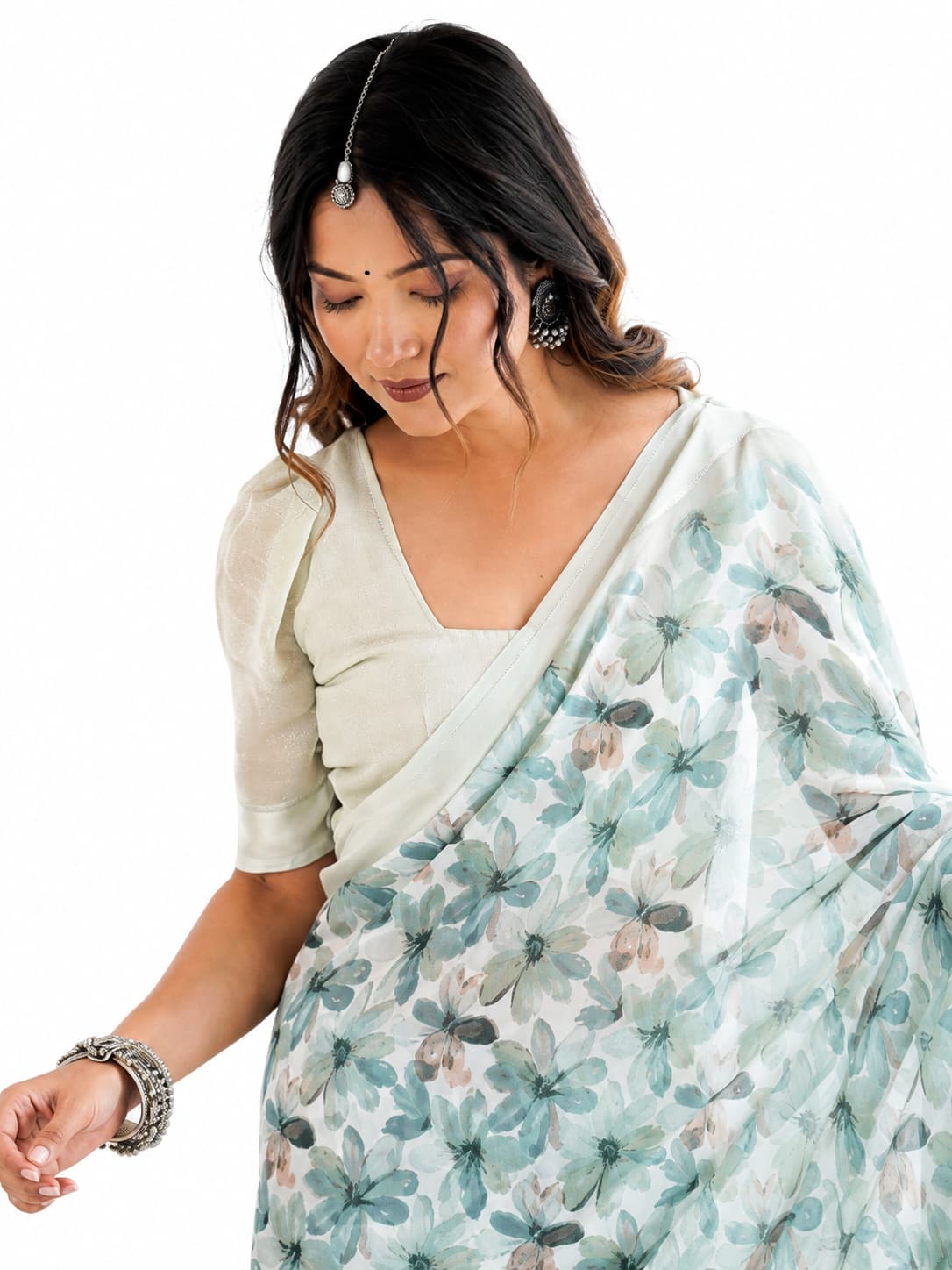 Pista Mint Green Floral Georgette Saree with Woven Border - Detail View 2