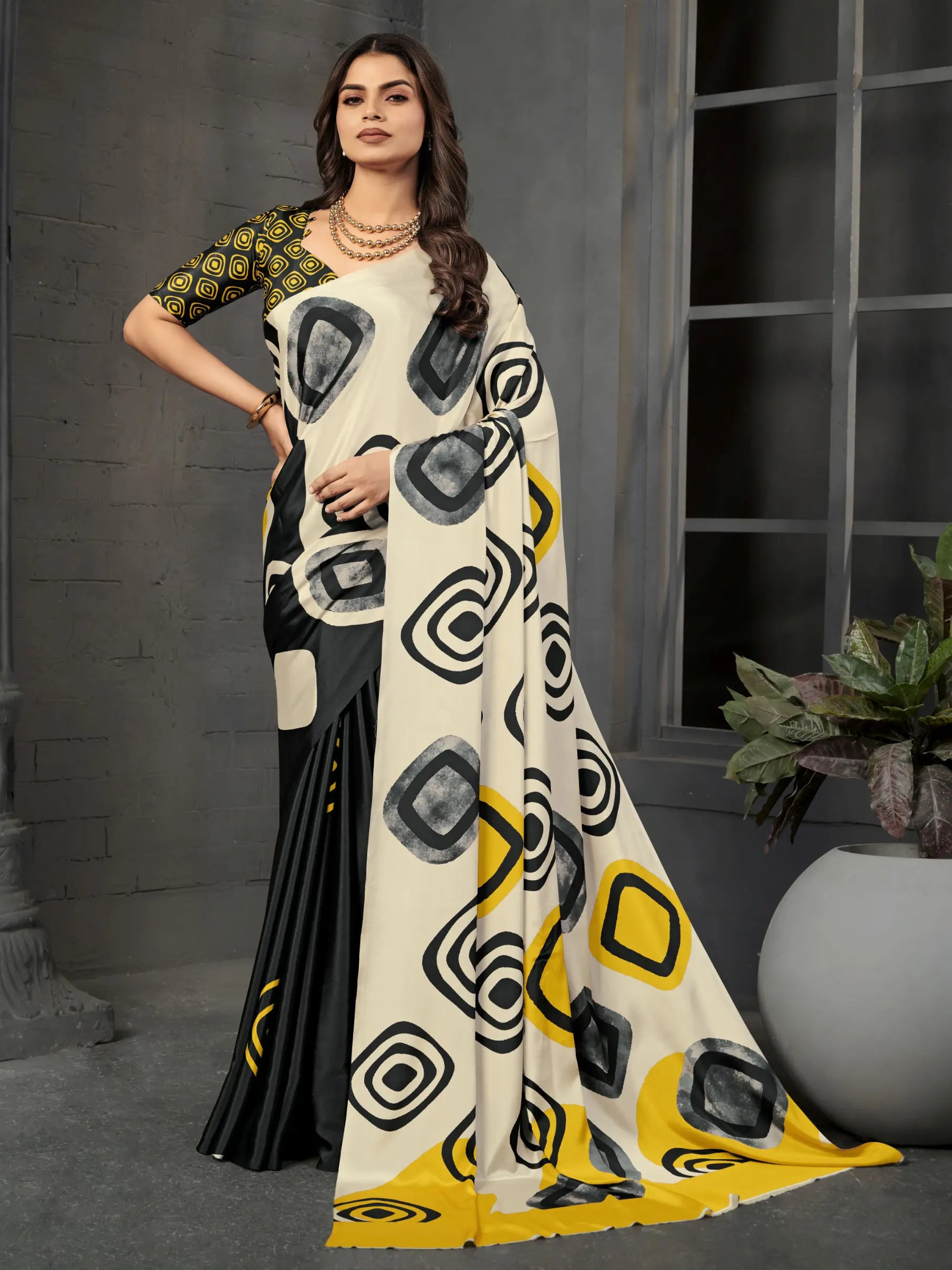Black & Yellow Concentric Malai Crepe Silk Saree - Front View