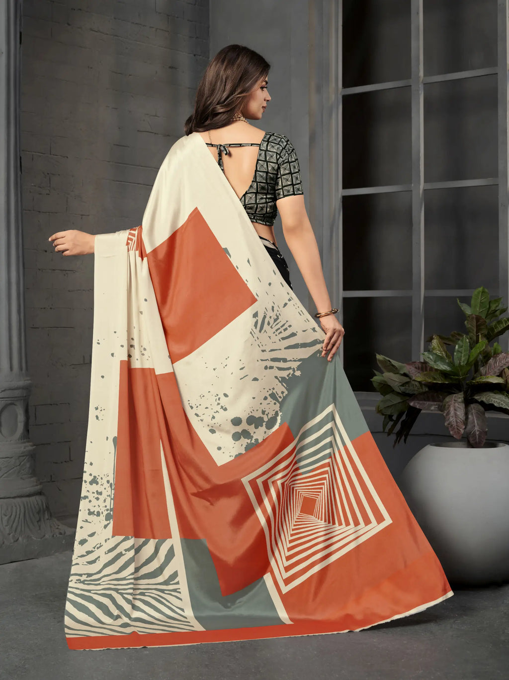 Black & Terracotta Geometric Malai Crepe Silk Saree - Detail View 3