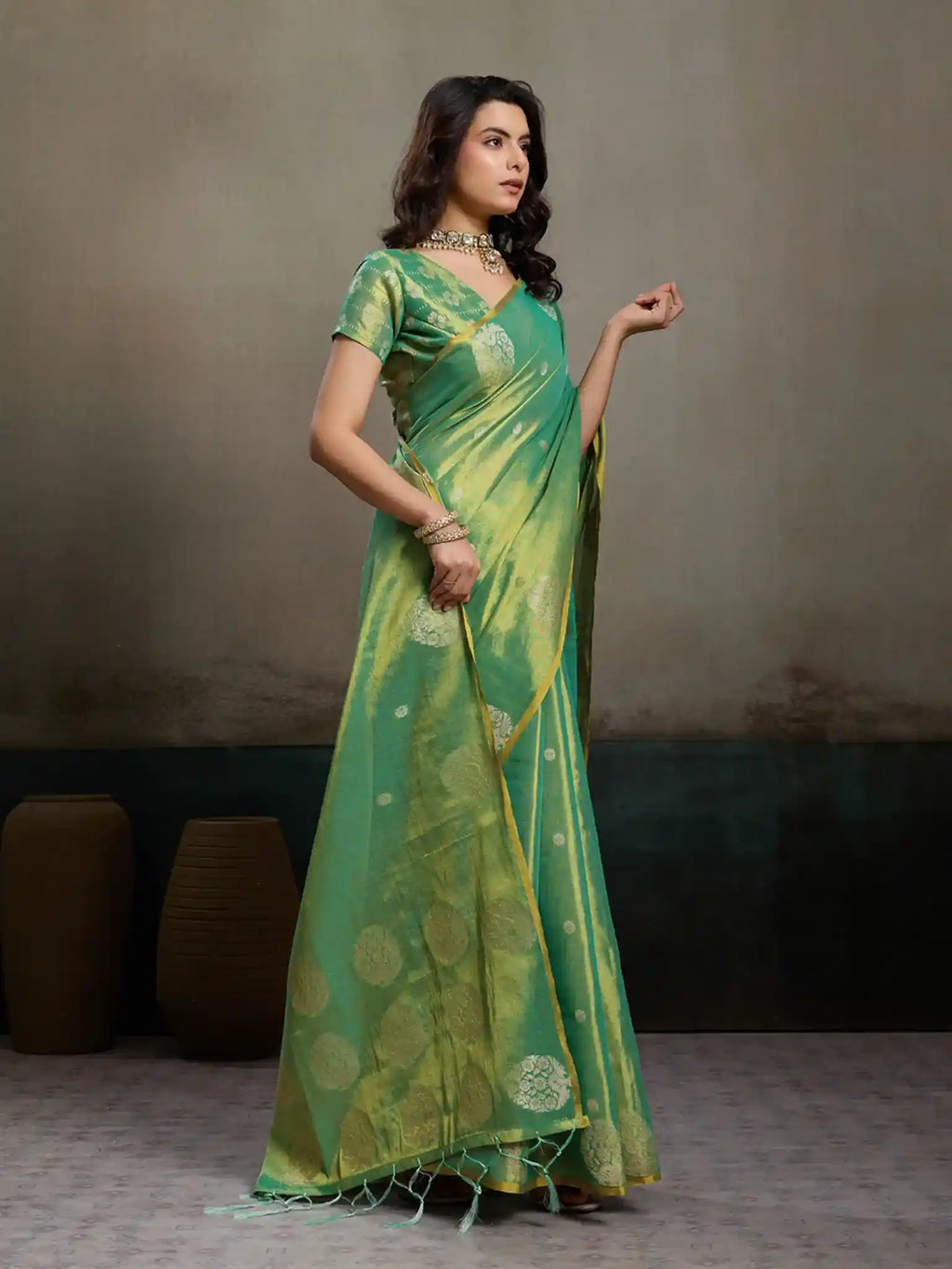Green Tissue Silk Woven Zari Designer Saree - View 3
