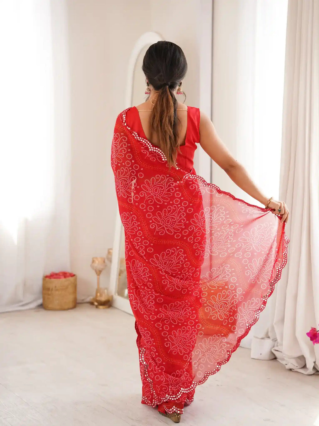 Red Georgette Bandhani Printed Mirror Work Saree - View 5