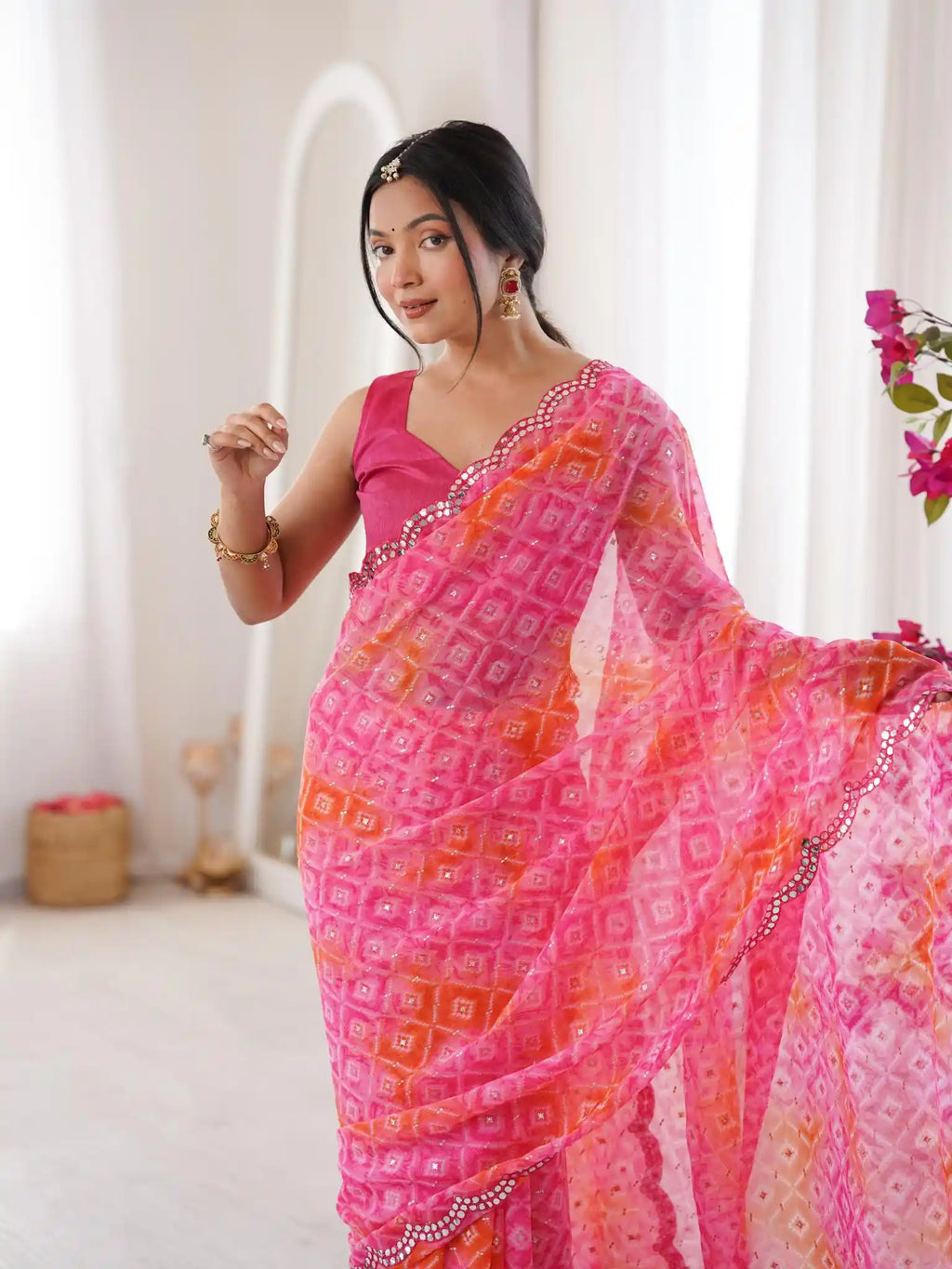 Pink Georgette Bandhani Jari Printed Mirror Work Saree - View 4