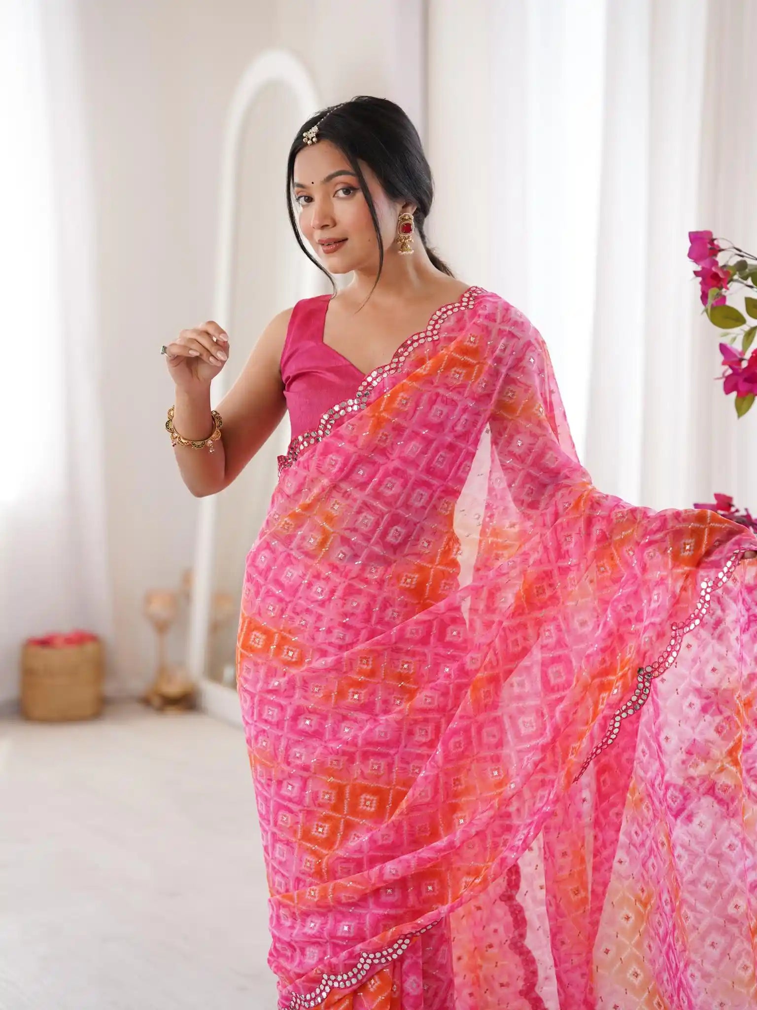Pink Georgette Bandhani Jari Printed Mirror Work Saree - View 4