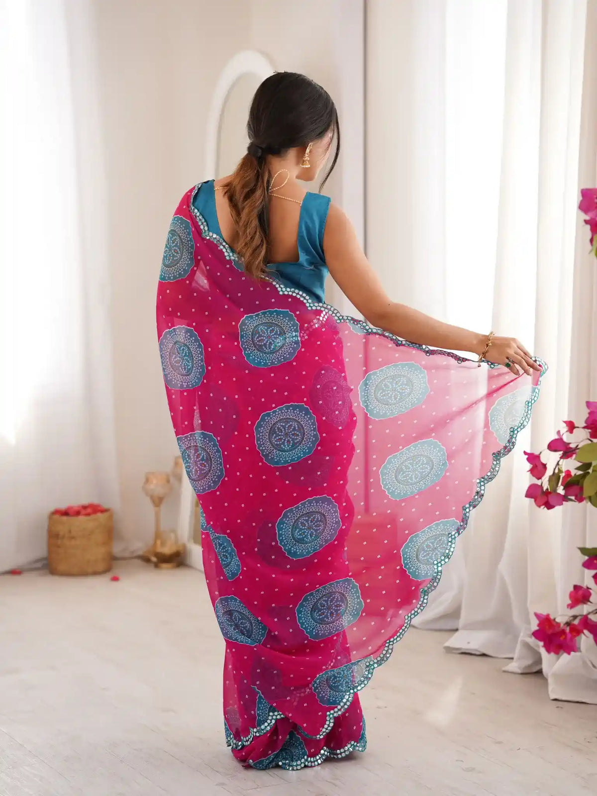 Pink Georgette Bandhani Gola Printed Mirror Work Saree - View 5