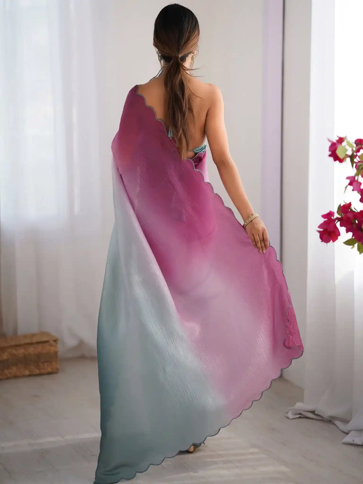 Wine, Grey Crunchy Padding Color Arco Border Saree - View 5
