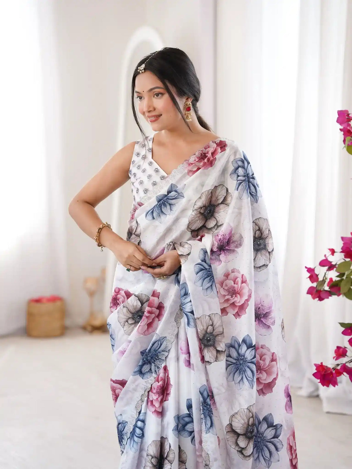 White Pure Chinon Digital Printed Swarovski Work Saree - View 4