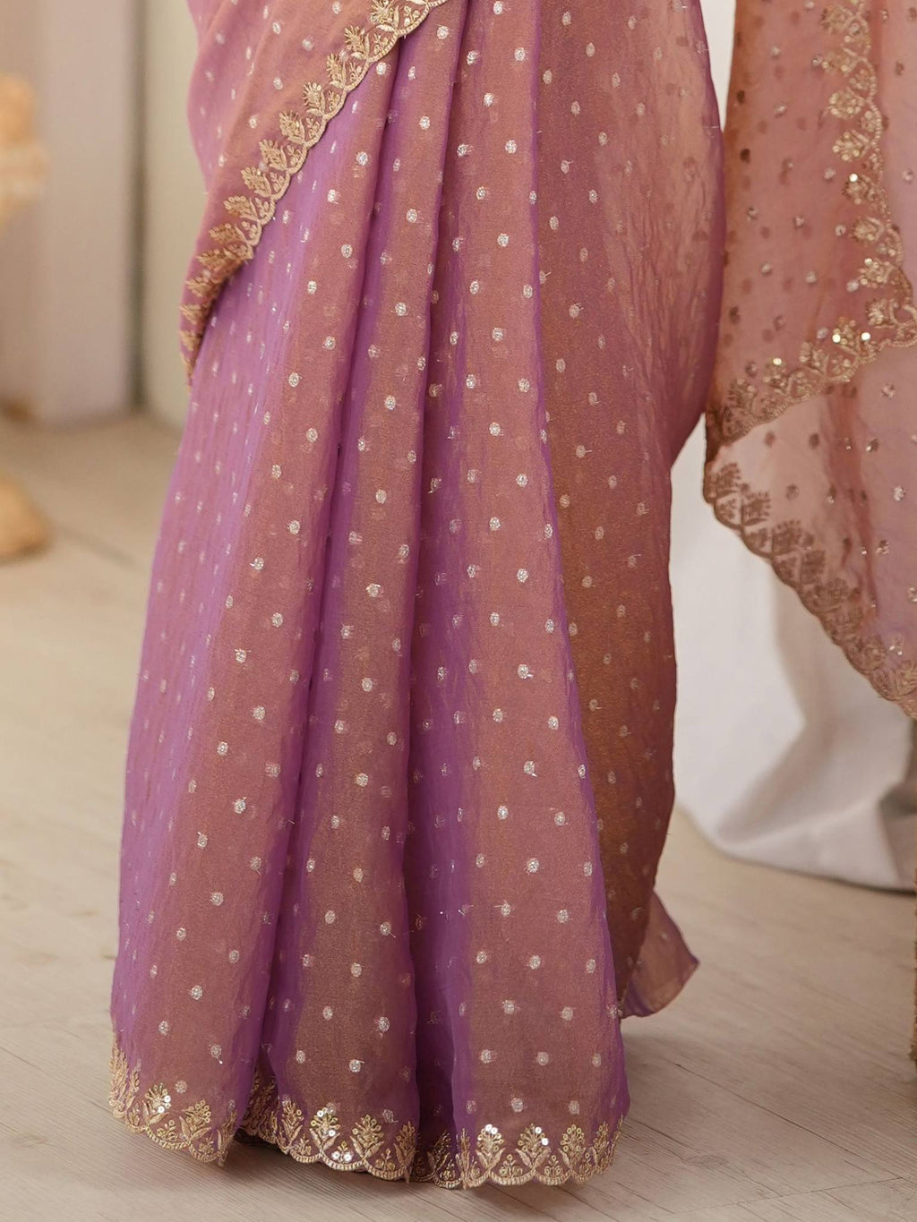 Dusty Orchid Mauve Moss Butti Saree with Embroidery Work - Detail View 4