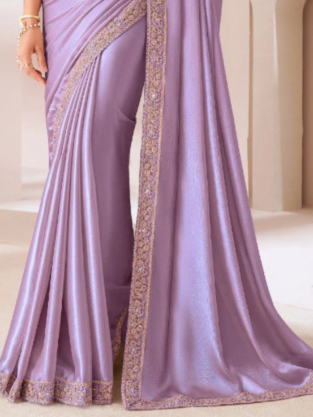 Lavender Saree view 3